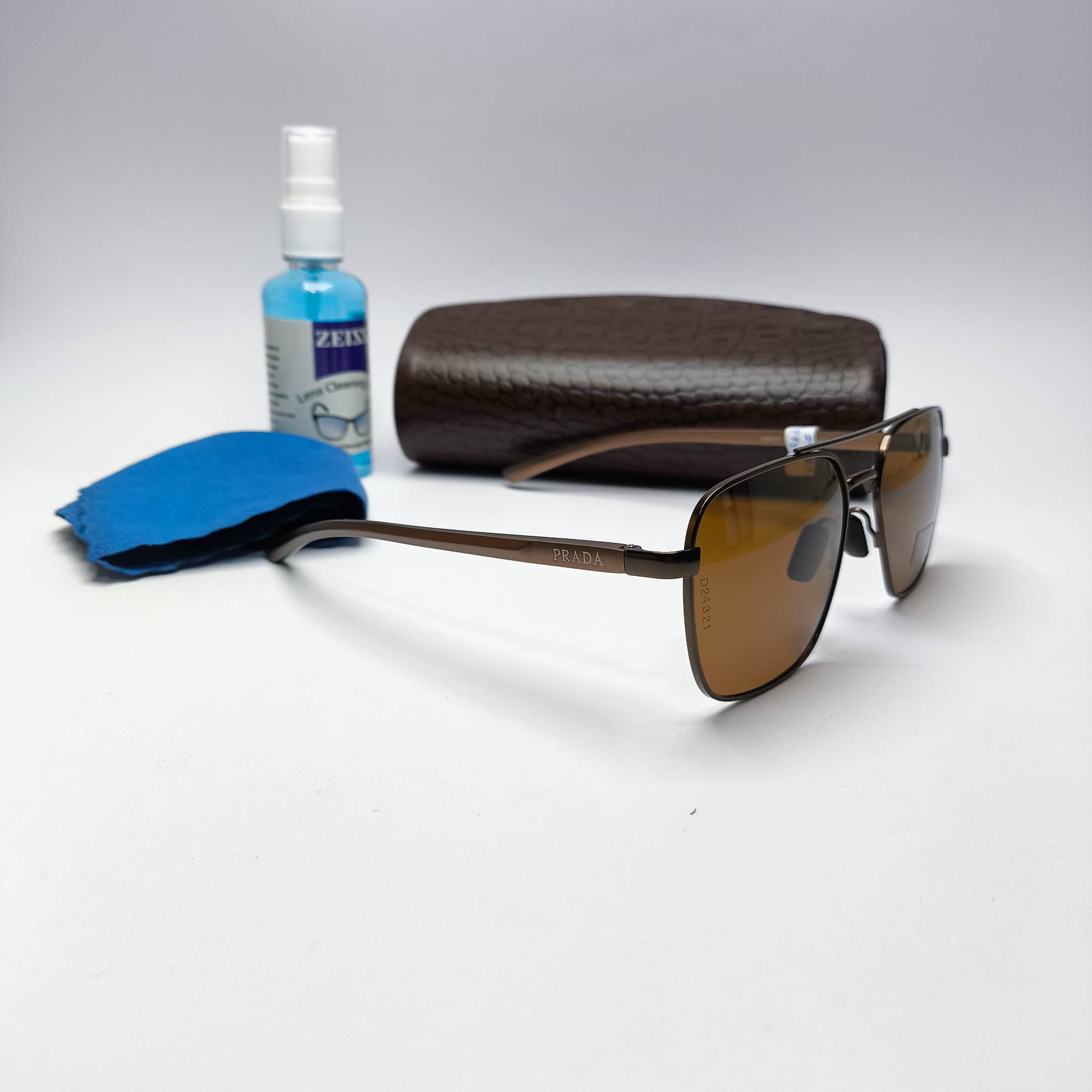 عینک آفتابی پلاریزه فلزی پرادا Prada مدل 24321