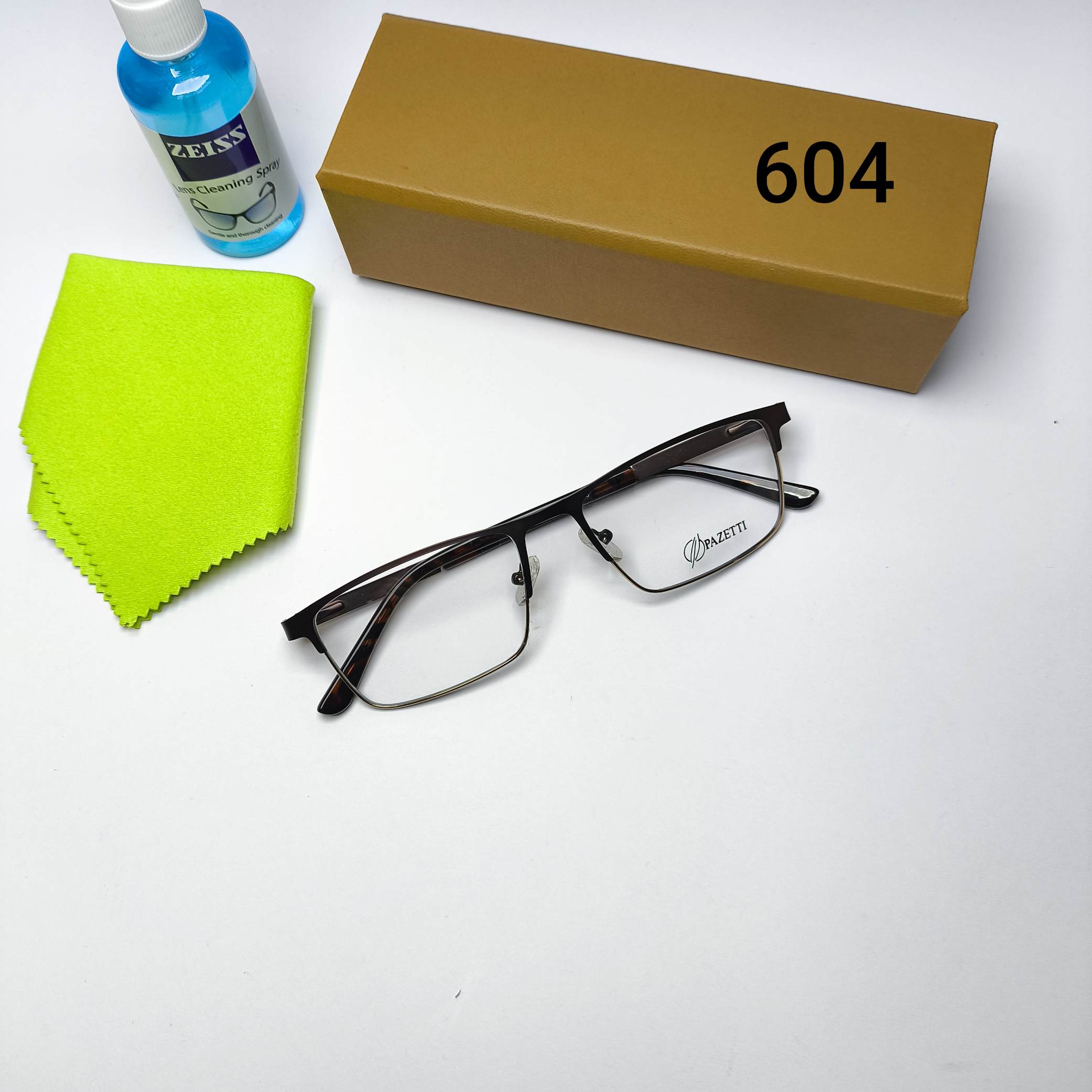 عینک طبی مردانه فلزی پایه فنر پازتی Pazetti مدل 604