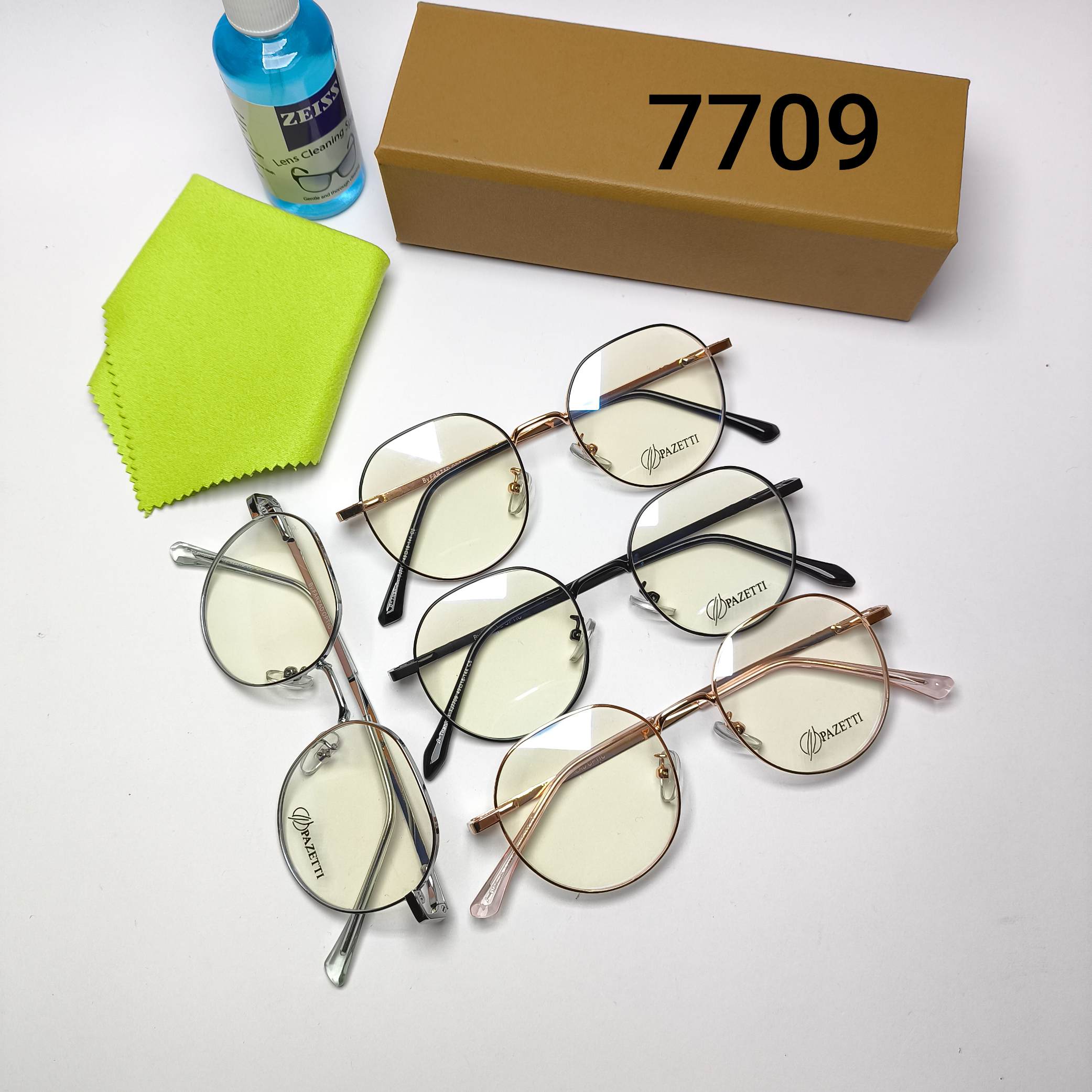 عینک طبی زنانه بلوکات فلزی تیتانیوم پازتی Pazetti مدل 7709