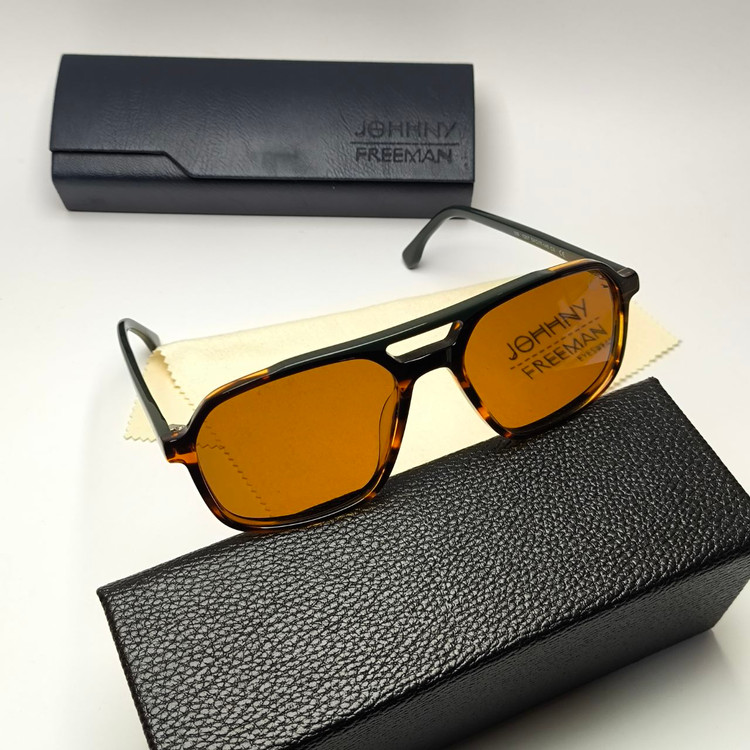 عینک آفتابی جانی فریمن Johhny freeman مدل 1257 مستر دسته سیم کائوچو اسیتیت پلاریزه به همراه پک کامل اورجینال