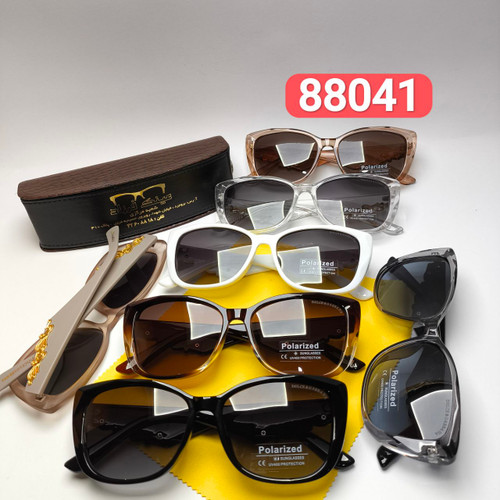 عینک آفتابی زنانه دولچه اند گابانا Dolce and Gabbana مدل 88041 کائوچو پلاریزه + هدیه لوازم جانبی